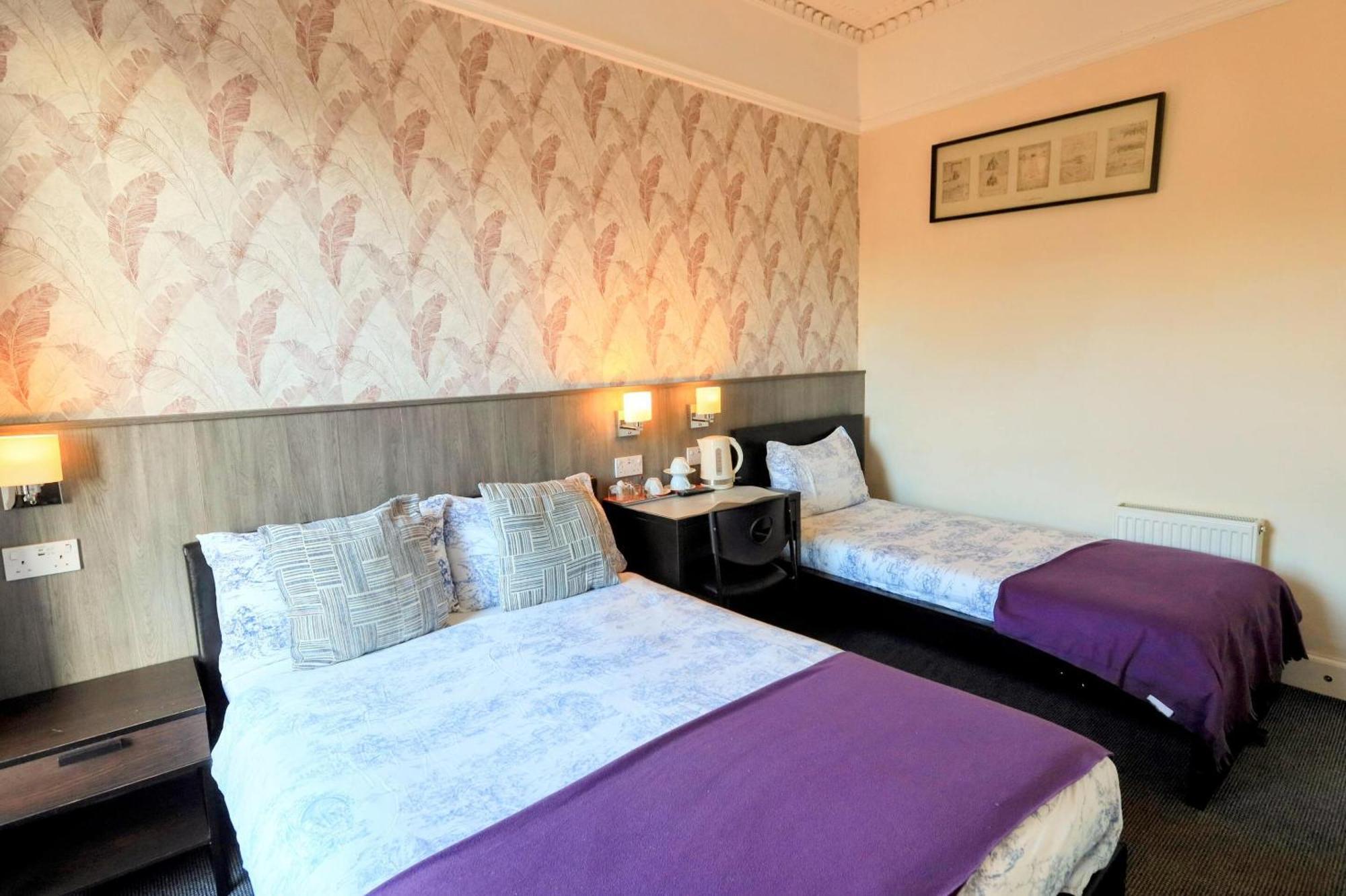 Bed & Breakfast Edinburgh Holiday Guest House